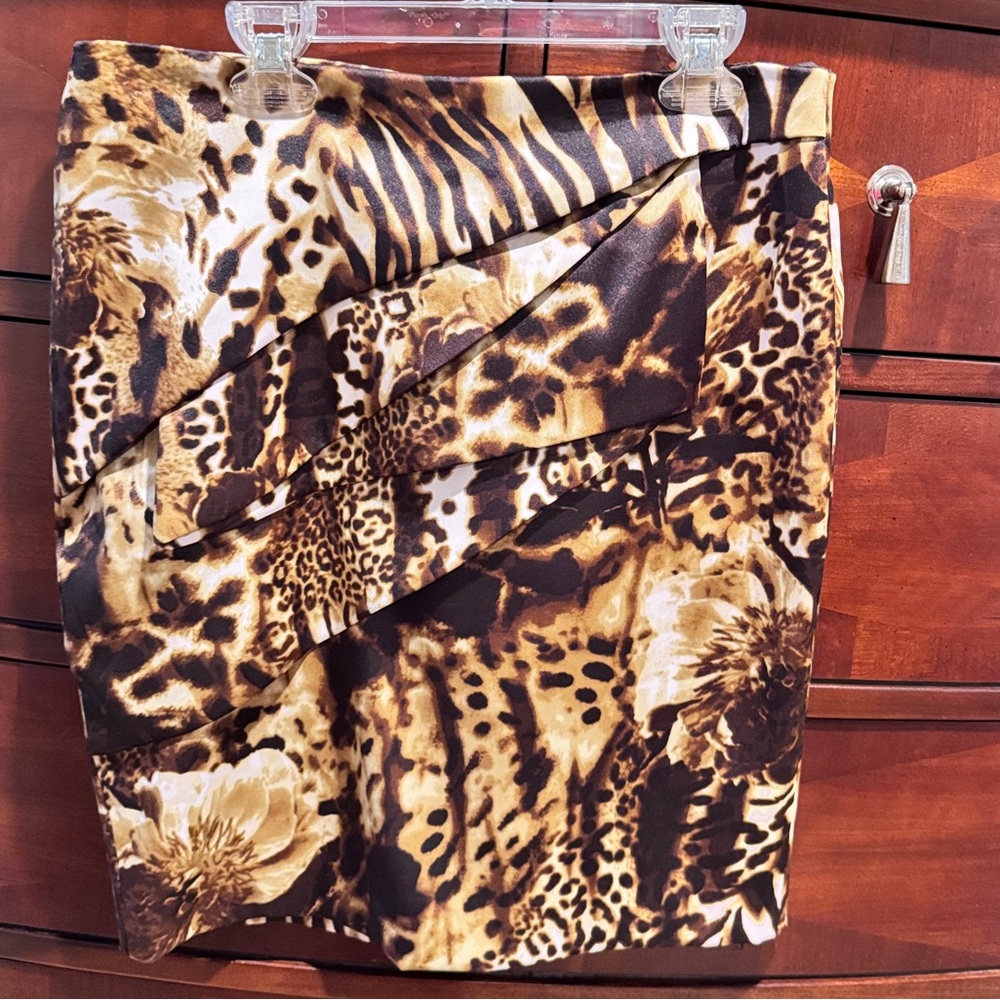 Cache skirt